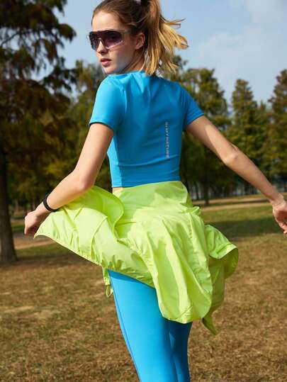 SHEIN In My Nature 女士字母印花圆领短袖T恤和打底裤户外套装