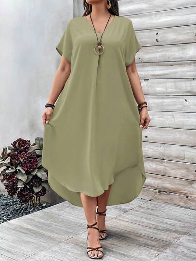 EMERY ROSE Plus Size Dam Sommarklänning med V-ringning framtill, kort baktill och lång