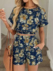 Easowa 复古印花休闲度假优雅女装，包括圆领松紧腰荷叶边上衣和带口袋的短裤。 - 藏蓝色 - 查看 3