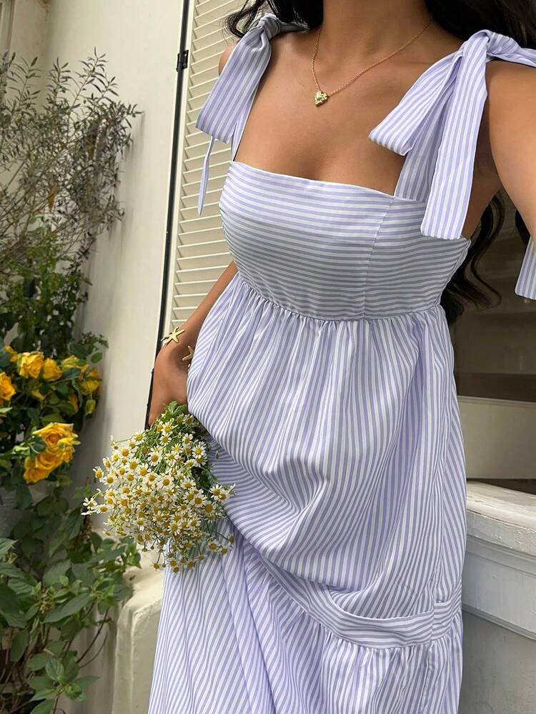 Sunnyshic Vestido maxi acampanado con espalda abierta y lazada, cuello cuadrado a rayas azules, cintura alta y sin mangas, para primavera/verano y resort - Azul y blanco - Añade 3