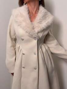 Jeta Ari 女士仿毛皮领双排扣大衣 - 杏色 - 查看 3