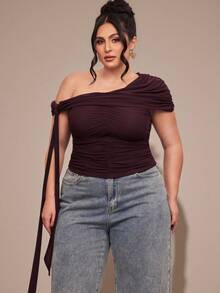 SHEIN BAE 大码女式不对称肩部褶皱宽松衬衫，咖啡棕色，优雅适合度假和通勤，春夏皆宜；酒红色露肩性感缎带荷叶边优雅上衣；红色上衣；圣诞上衣；约会上衣；新年派对上衣；冬季女装；外出女装；婚礼上衣；毕业典礼上衣；返校上衣；生日派对上衣；情人节上衣；优雅上衣。 - 咖啡棕 - 查看 6