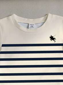 SHEIN 1 Set Baby Boys Casual Stylish Minimalist Polo Style Black & White Striped And Knight Logo Print Round Neck Short Sleeve T-Shirt And Matching Shorts Outfit, Toddler Outdoor Suit - Multicolor - View 3