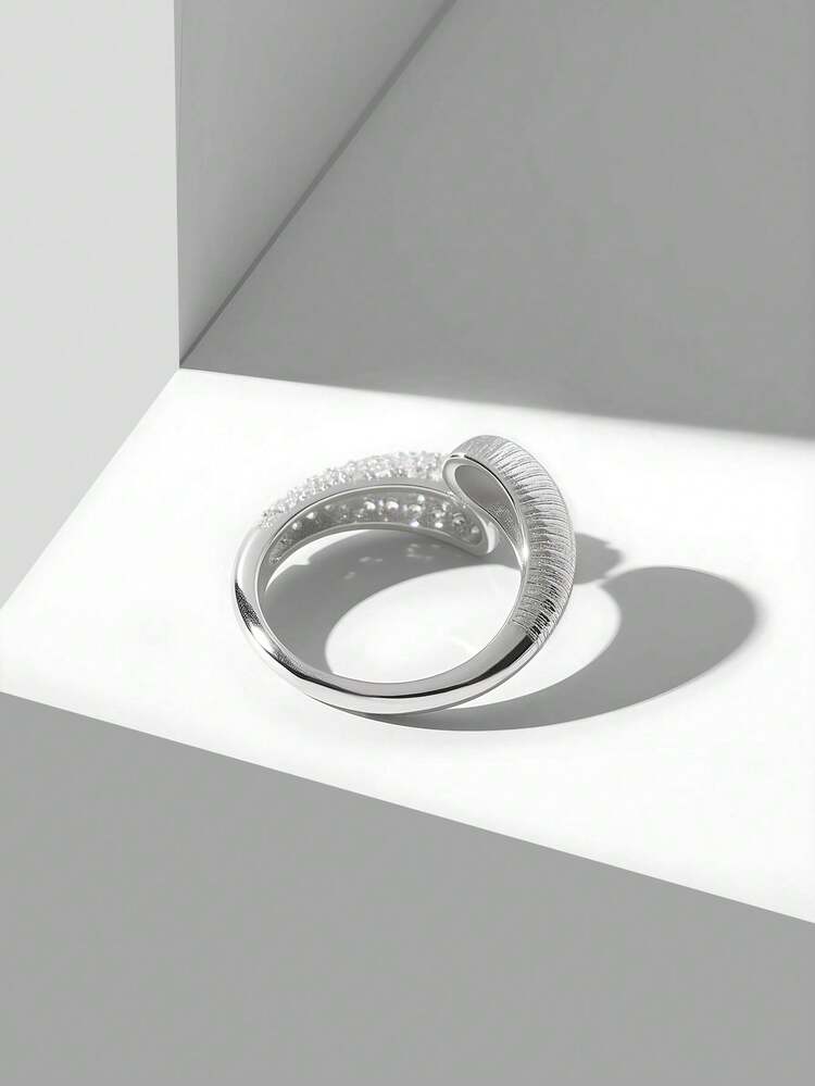 18K GOLD PLATED TEXTURED FULLY PAVED RING