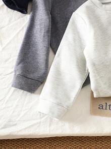 Genkimix Kids 3件套男童新款秋冬活力字母刺绣圆领长袖上衣和裤子套装，寓意深刻的字母刺绣设计，柔软面料，宽松版型，适合日常穿着、上学、外出、度假。 - 彩色 - 查看 6