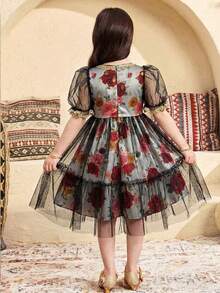 SHEIN 少女碎花拼接简约长袖休闲阿拉伯连衣裙，适合春夏斋月期间与家人度假穿着，也适合青少年女孩/少女穿着。民族风碎花连衣裙，适合母女/姐妹穿着。阿拉伯长袍，优雅花领，传统长袖阿拉伯连衣裙，优雅高贵，适合祈祷穿着，庄重的卡夫坦长袍，儿童阿拉伯长袍。 - 彩色 - 查看 2