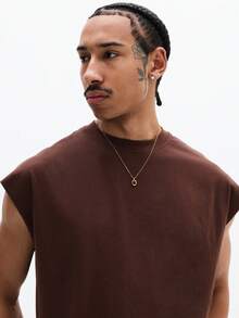 SUMWON Camiseta de tirantes con gráfico y texto impreso, cuello redondo, ajuste regular, estilo casual de verano y ropa de calle para hombre - Marrón - Ver 4