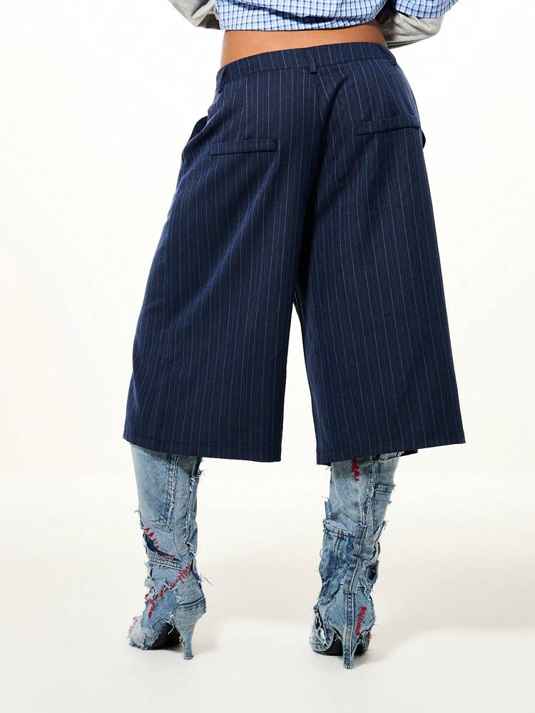 SUMWON WOMEN Pinstriped Wide Leg Bermuda Shorts With Pleats