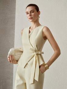 MOTF PREMIUM 女士优雅裹身系带背心 - 杏色 - 查看 6