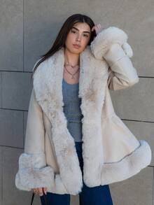 Hitanina 毛茸茸翻領腰帶外套 - 米色 - 查看 6