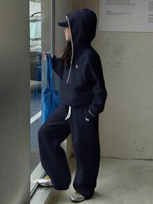 DAZY Bộ 2 áo hoodie đan len thêu họa tiết cho bé gái tuổi teen và quần lót giữ nhiệt, Thu/Đông - Màu xanh hải quân - Xem 5