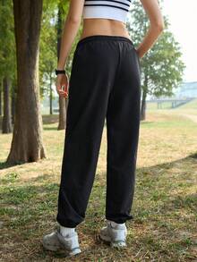 SHEIN In My Nature 女士字母印花抽绳腰带休闲户外跑步裤 - 黑色 - 查看 2