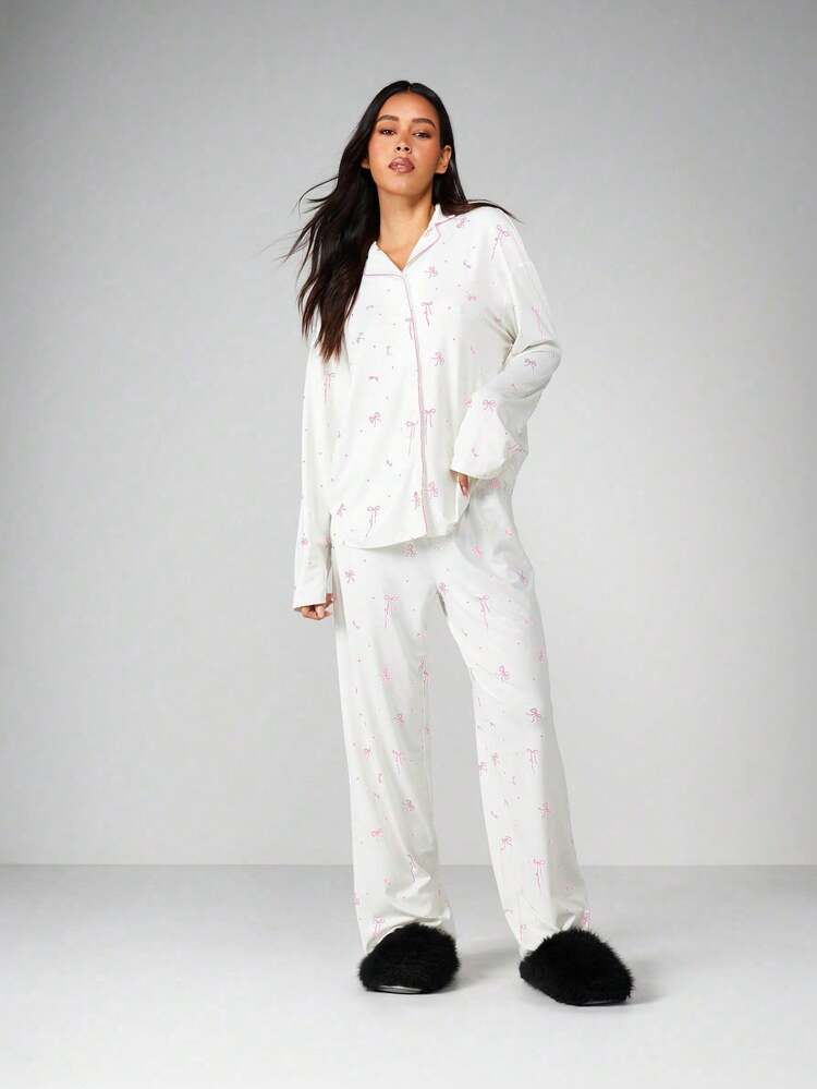 MISSGUIDED Conjunto de pijama para mujer con camisa de manga larga con botones y pantalones a juego con estampado de lazos rosas, conjunto de ropa de estar en casa cómoda