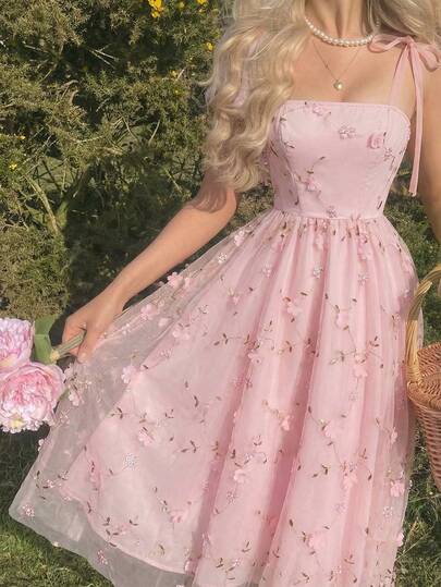 SHEIN MOD Vestido de tirantes de malla con bordado floral para mujer