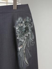 Modelyn 大码女士优雅花卉装饰直筒裤，时尚百搭，适合工作和都市通勤，显瘦 - 深灰色 - 查看 6