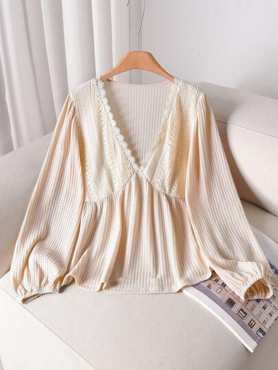 CosyJoli Women's Plus Size V-Neck Long Sleeve Cinched Waist Textured Brown Long Sleeve T-Shirt, Casual And Versatile For Everyday Wear