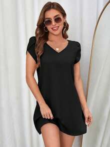 SHEIN Clasi 女士纯色简约V领短袖休闲连衣裙 - 黑色 - 查看 3