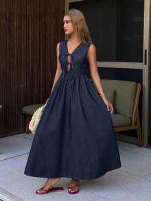 DAZY 女士V领无袖系带蝴蝶贴花休闲长款牛仔连衣裙 - 深色水洗藍 - 查看 6