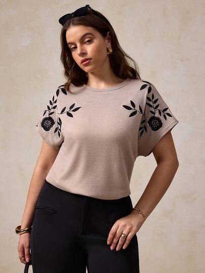 Elegantrix Plus Size Women's Loose Fit Round Neck Embroidered Casual Blouse, Everyday Casual Top