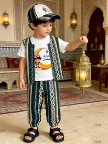 3pcs/Set Young Boys' Abaya Middle Eastern Ramadan Moon Lantern Print T-Shirt, Totem Print Vest And Pants, Interesting And Cultural, Suitable For Ramadan Celebration, Family Gathering, Festival Events Or Daily Wear, Showcasing Boys' Vitality And Personalized