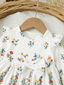 SHEIN 新生女宝宝可爱休闲针织复古碎花长袖连衣裙 - 彩色 - 查看 8