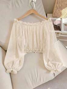 GlowEve 女士时尚亮片金属装饰露肩灯笼袖休闲短款上衣 - 杏色 - 查看 2