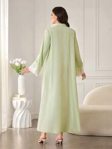 Al Najma Đầm Abaya nữ cổ đứng phối ren, dáng rộng, thoải mái, mặc hàng ngày. - màu xanh lá - Xem 2