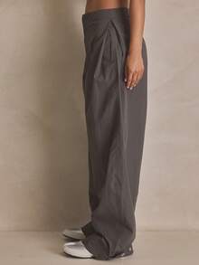 MUSERA Nylon Balloon Leg Button Hem Pleat Trousers Summer, Sporty, Casual, Day, Streetstyle, Streetwear - Dark Green - View 3