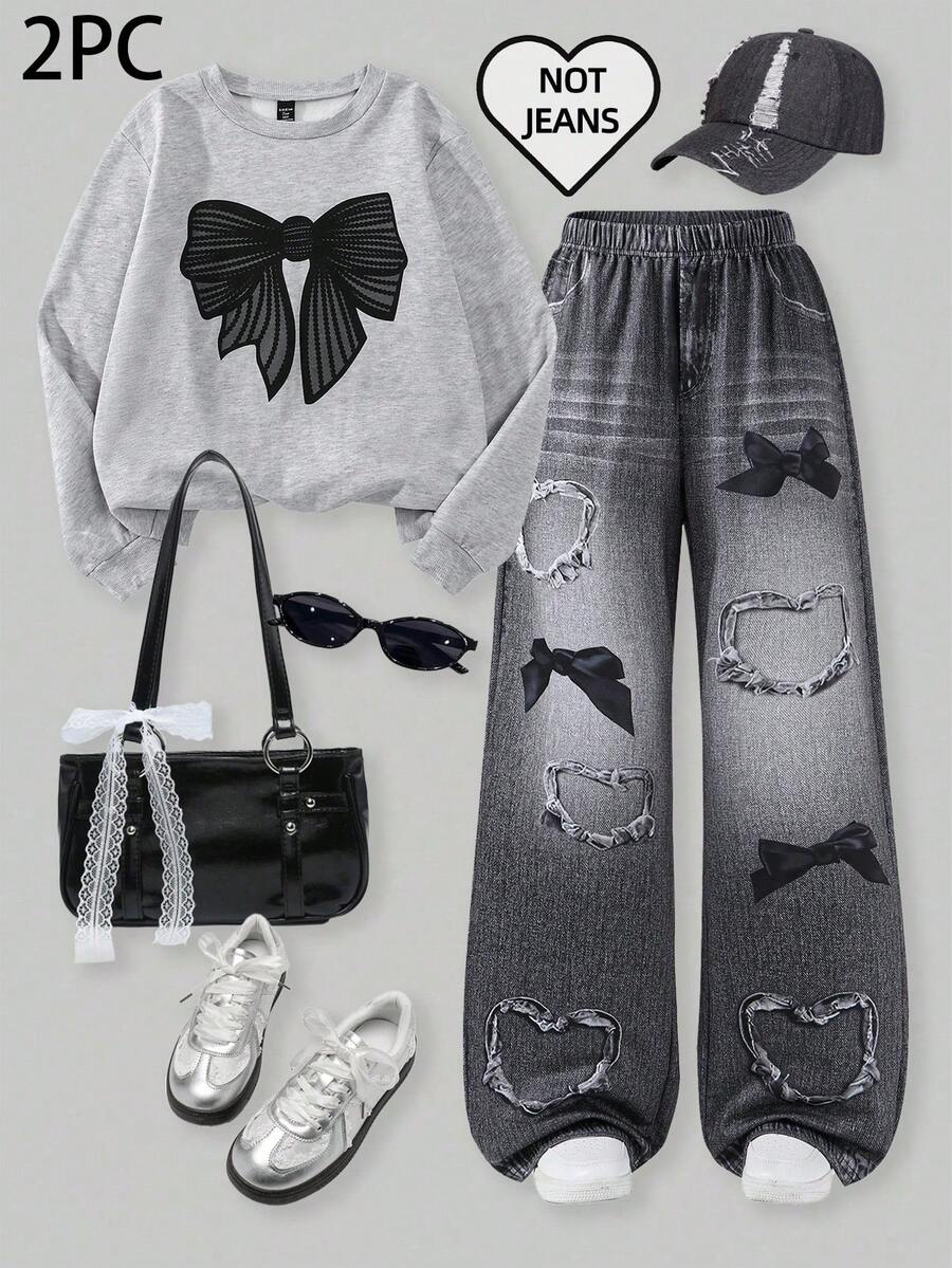 SHEIN ChillGRL 2 件套青少年女孩甜美数字印花套头衫上衣和心形蝴蝶结印花牛仔效果休闲裤套装，适合学校、校园、秋季