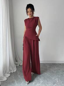 Rafferiza 2pcs/Set Women Solid Color Textured Pleated Round Neck Sleeveless Top - Burgundy - View 7