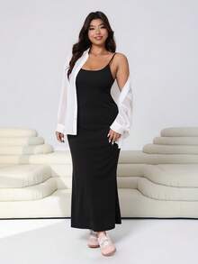 SHEIN EZwear 2026 Frühling & Sommer Valentinstag Neuankömmling, Lässig Ausflüge, Partys, Dates, Geburtstagsfeiern, Musikfestivals, Pendeln, Schulanfang, vielseitiges weißes Chiffon Oberteil und schwarzer hochdehnbarer Meerjungfrau Maxirock 2 Stücke Set, Große Größen - Verschiedenfarbig - Übersicht 6