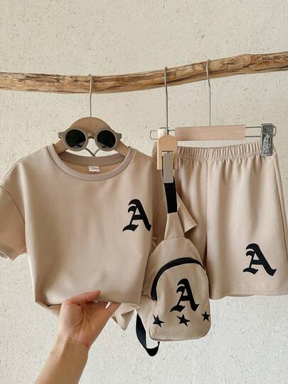 2pcs/Set Young Boy Solid Color Letter Graphic Casual T-Shirt And Shorts Set With Crossbody Bag