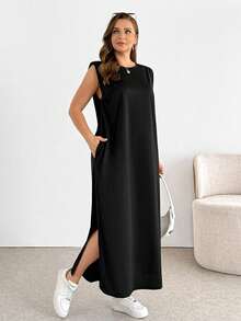SHEIN Essnce 大码女装春夏时尚休闲宽松舒适日常百搭基础款宽肩无袖黑色长连衣裙，带口袋，夏季穿搭，简约风格，侧开衩长裙 - 黑色 - 查看 1