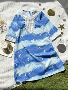 SHEIN 女童蓝色星月印花长袖连衣裙，花卉饰边，时尚休闲，适合日常穿着，春秋季 - 藍色 - 查看 3