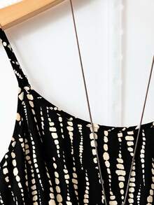 SHEIN Clasi 优雅领衬衫搭配修身印花收腰A字连衣裙，夏季两件套，吊带全印花荷叶边下摆长款度假沙滩装女装 - 彩色 - 查看 5