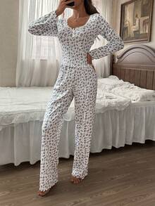 CottageSlumber 蕾丝边方领双扣浪漫碎花长袖睡衣套装 - 彩色 - 查看 5