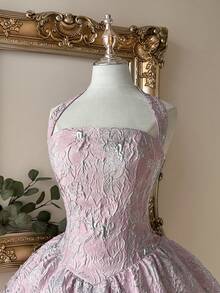 Lovelzi 优雅浪漫的酒红色提花面料露背吊带长袖A字连衣裙，适合毕业典礼、学校开学典礼、音乐节、生日派对、婚礼、下午茶聚会、舞会等场合。 - 紫丁香色 - 查看 2