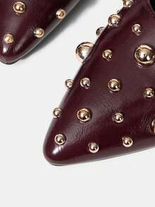 MOTF 女士金属铆钉平底套脚鞋 - 酒紅色 - 查看 3