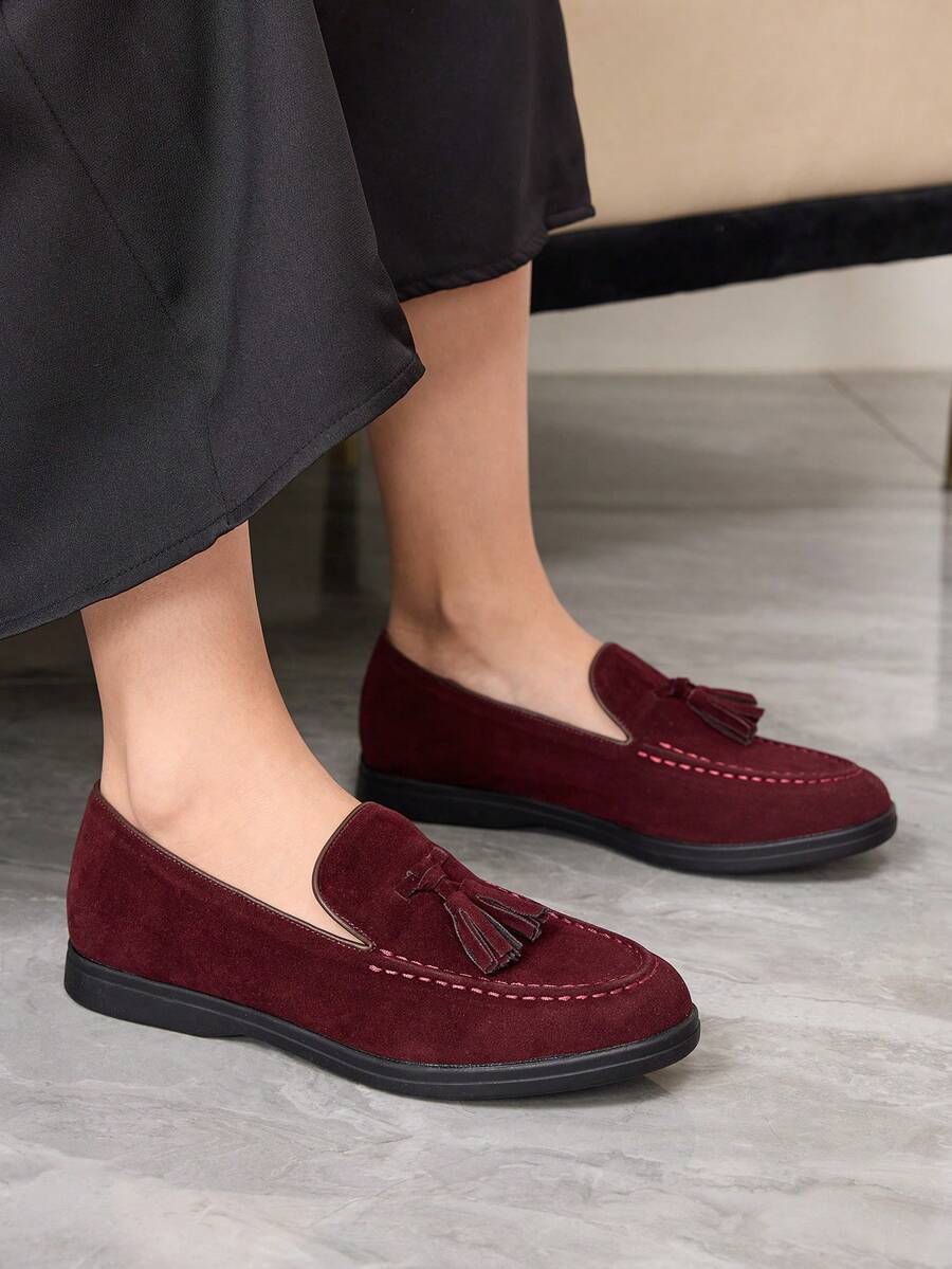 Sleekvia Casual Versatile Commuting Fringe Decor Flat Loafers - Burgundy - View 1