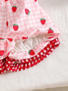SHEIN Genkimix Kids 4pcs/Set Young Girl Sweet Cherry & Strawberry Print Camisole Top And Strawberry Plaid Ruffle Hem Shorts, Fresh Summer Vacation Style, Suitable For Beach, Travel And Other Summer Occasions - White - View 6
