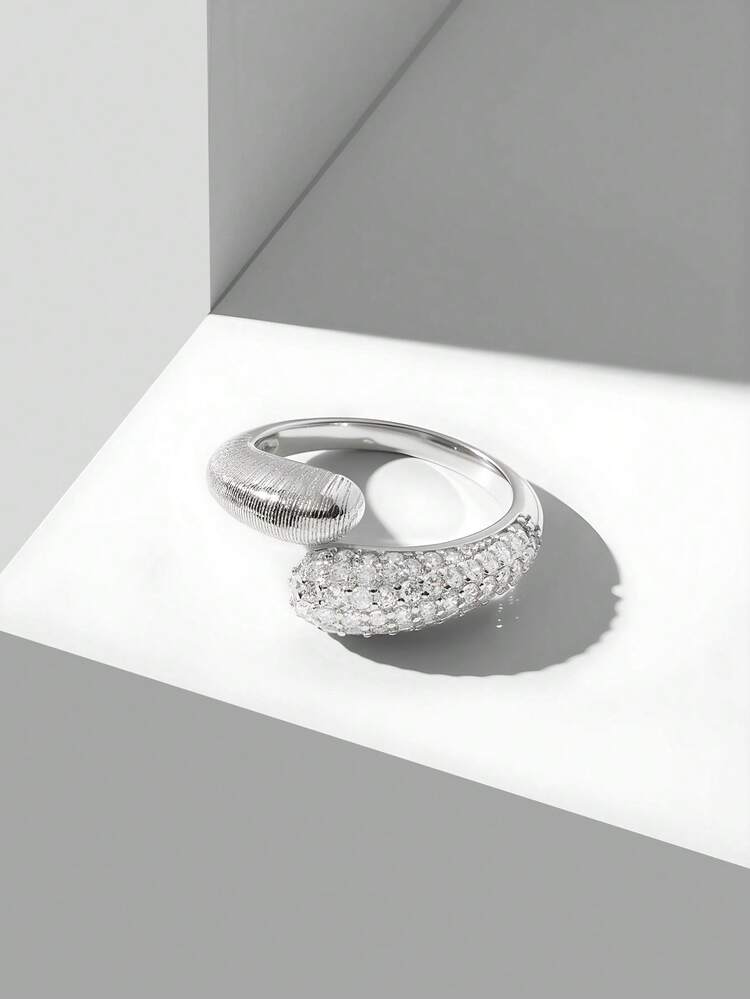 18K GOLD PLATED TEXTURED FULLY PAVED RING