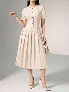 Heiryn 优雅通勤不对称搭扣褶裥女式连衣裙 - 杏色 - 查看 4