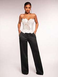 Radiana Elegantes, sexy einfarbiges Spitzen-Criss-Cross Bandeau-Top - Weiss - Übersicht 6