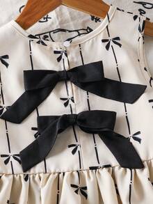 SHEIN LMoss Kids 女童蝴蝶结印花碎花无袖上衣和宽松休闲裤套装两件套 女童碎花套装 女童两件套碎花套装 女童半身裙套装 碎花半身裙套装 女童碎花半身裙套装 蝴蝶结上衣套装 女童套装 女童服装套装 女童半身裙套装 碎花半身裙套装两件套 幼儿 - 杏色 - 查看 4