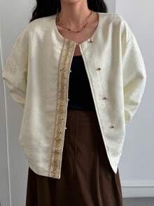 DAZY 女士刺绣前扣圆领优雅长袖常规外套 - 白色 - 查看 2