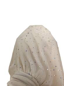 SHEIN BAE Đầm mini dáng dài màu đen bóng lấp lánh, chất liệu lưới, dành cho nữ, kiểu dáng thanh lịch, ngọt ngào và gợi cảm, với phần vai lệch bất đối xứng và viền xếp tầng bồng bềnh. - Màu be - Xem 7