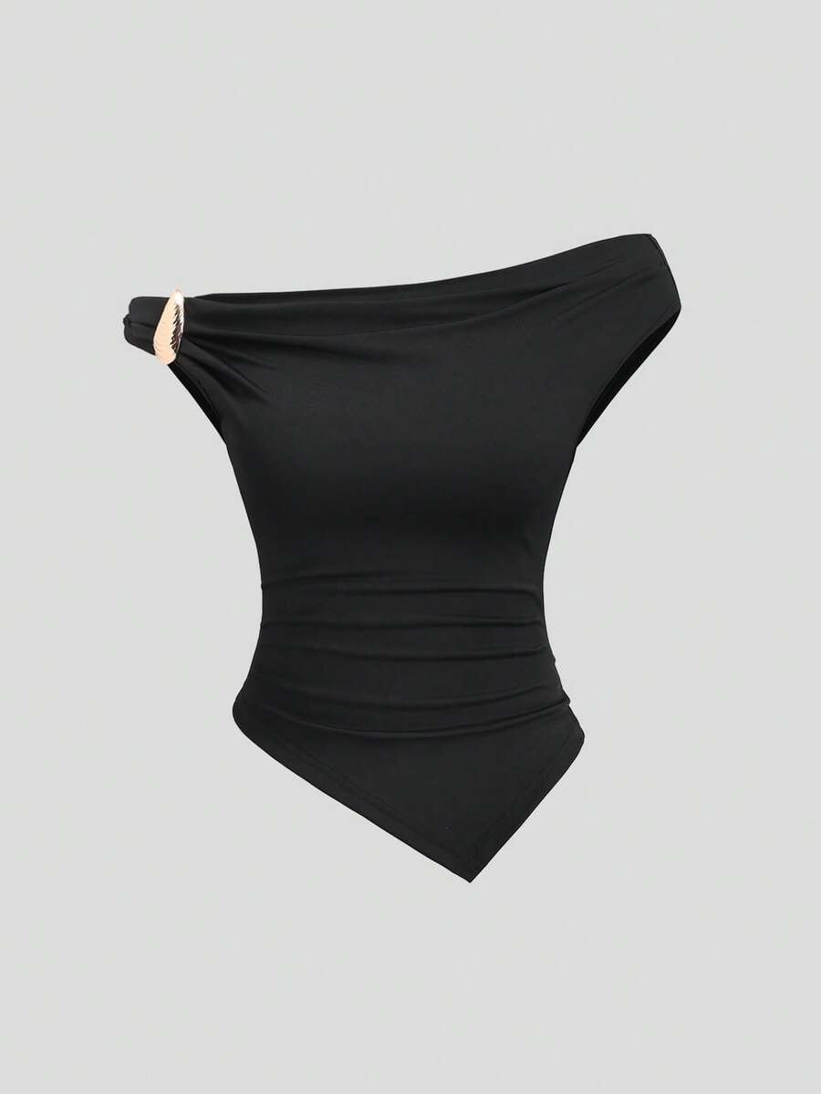 Sweetra 女士时尚纯色金属装饰扭结下摆不对称修身休闲T恤，适合日常穿着、约会、度假、通勤，百搭，黑色 - 黑色 - 查看 1