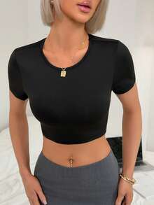 Slayform Top scurt pentru femei, la modă, casual, fitness, alergare, în aer liber, guler rotund, mânecă scurtă, design fără spate, yoga, sport, croială slim, croială scurtă, vară - Negru - Vizualizare 4