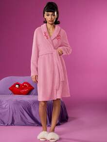 Betty Boop x SHEIN Women's Autumn/Winter Heart & Figure Embroidered Plush Robe - Pink - View 3