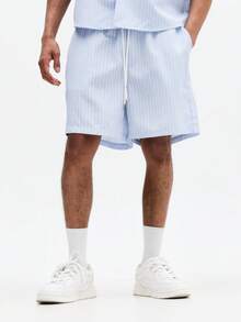 SUMWON浅蓝色竖条纹短袖衬衫和配套短裤套装，夏季休闲穿搭，胸前带口袋细节，纯色 - 淺藍色 - 查看 5